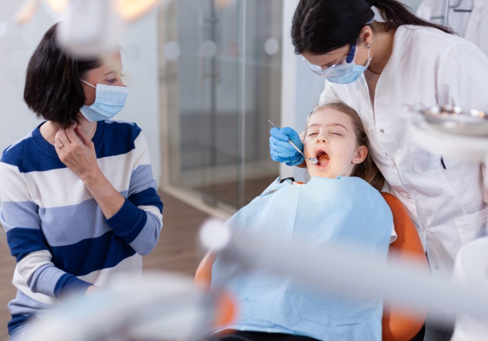 Customized dental checkup for kids at 1000 Dental Smiles and Implant Center